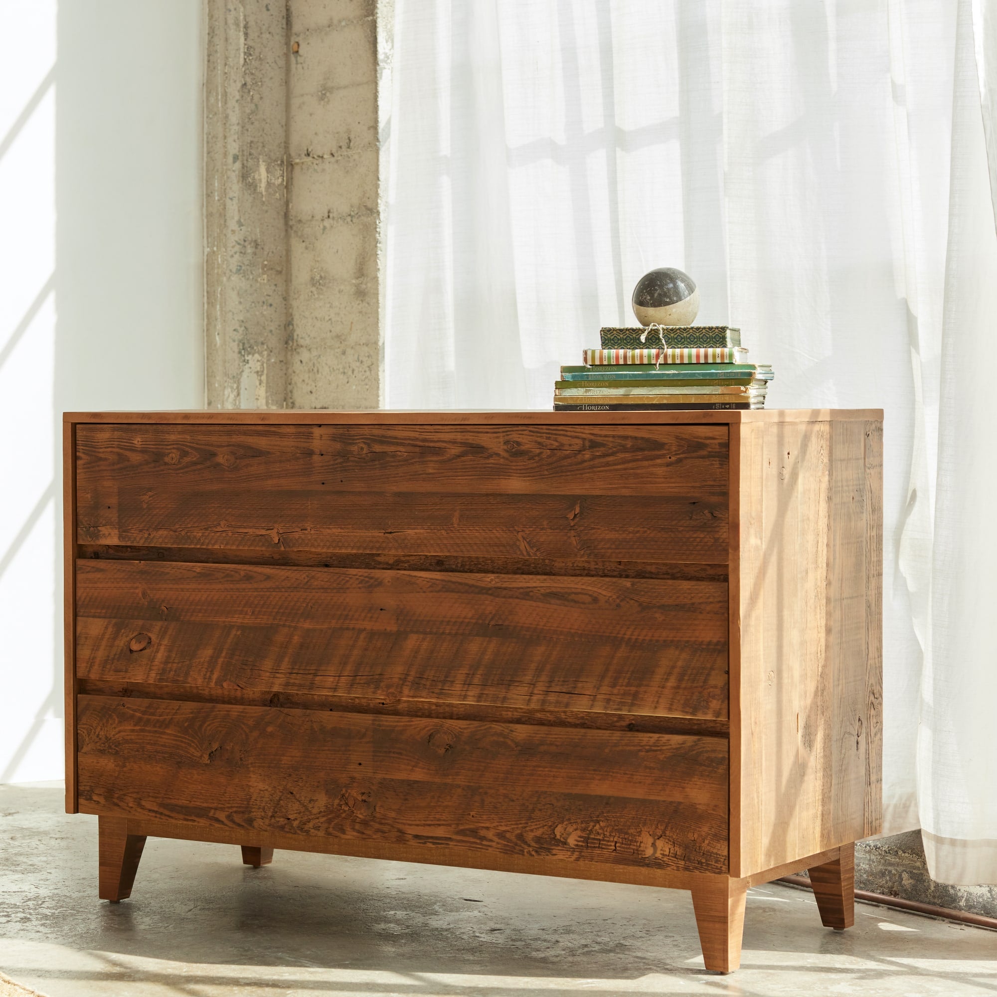 AVOCADO_NATURAL_WOOD_DRESSER_0002_2000w