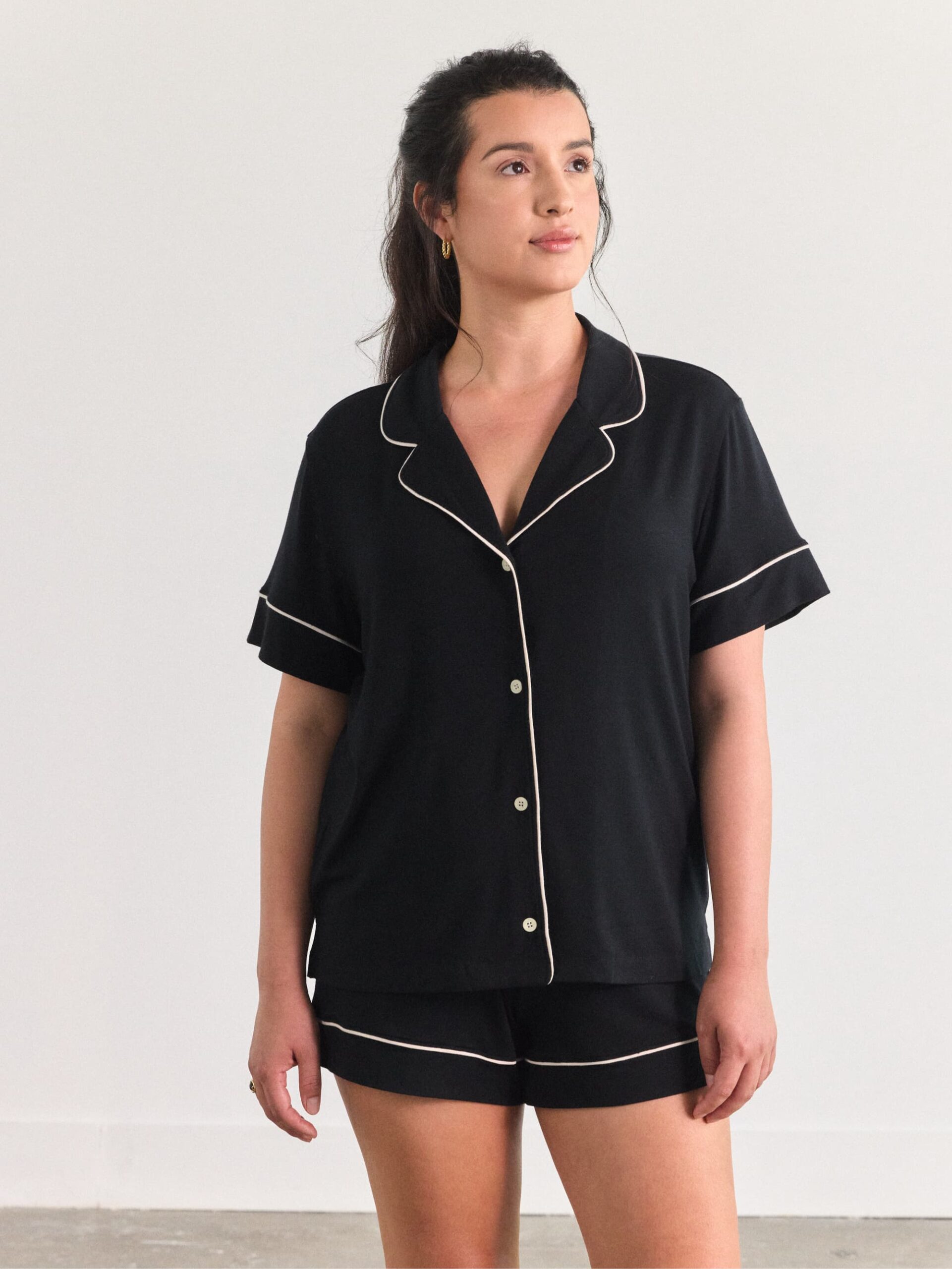 AVO_MODAL_SHORT_SLEEVE_PJ_SET_BLACK_6403_2000w