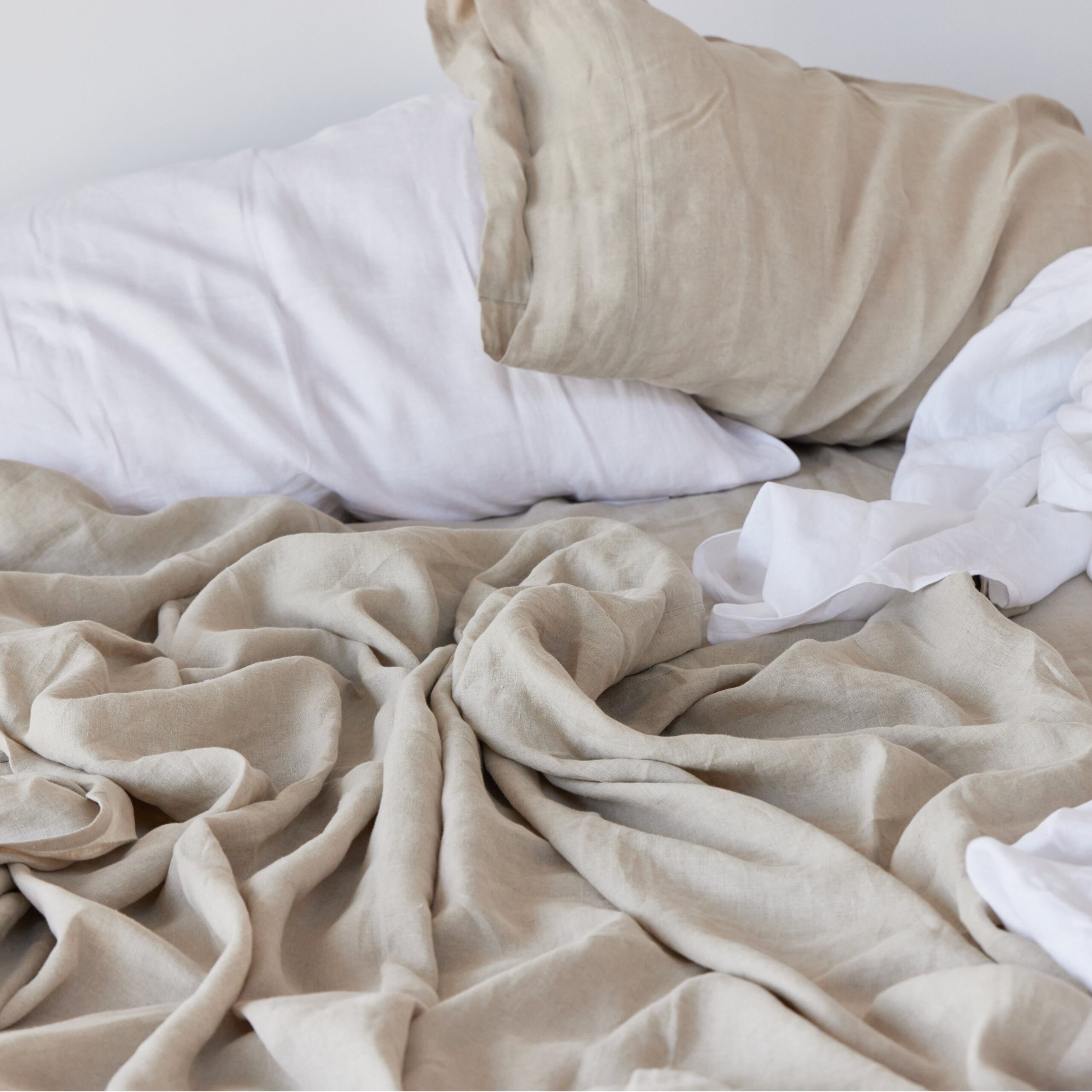AvocadoGreenMattressOrganicLinenSheetsSetLuxuriousBedding