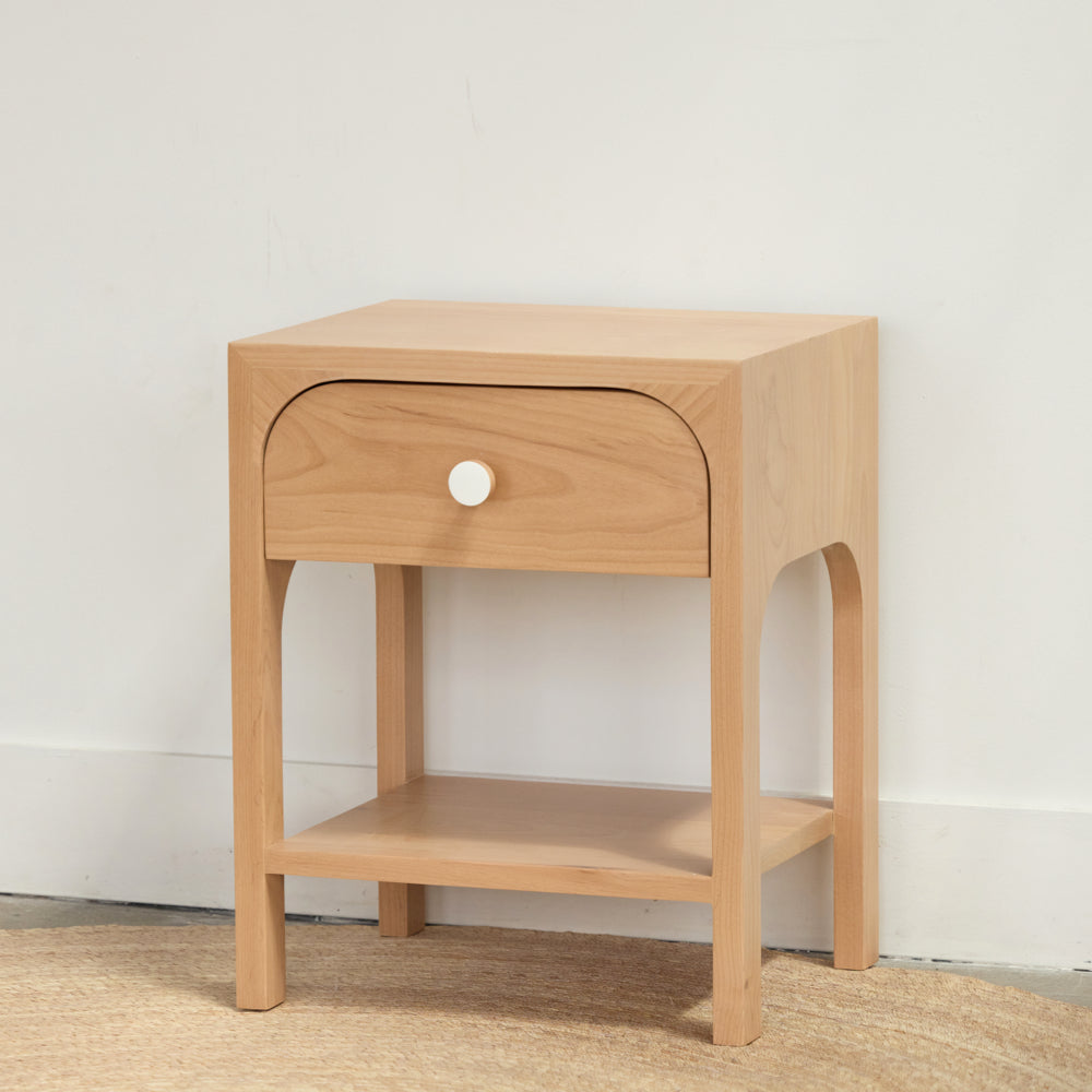 Avocado_Kids_Nightstand_Beechwood_0781_128d4093-9d2e-460a-8859-4c478c753a5c